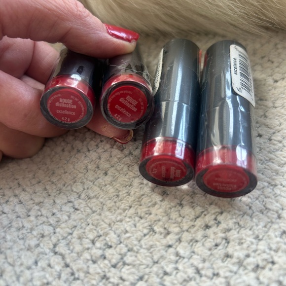 Bundle of 4 ❤️Personnelle Classic Red Lipstick ❤️Rouge distinction Excellence - Picture 5 of 6